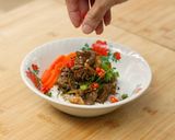 Foto langkah ke 5 dari resep Daging Iris Kecap Jahe Devina Hermawan.