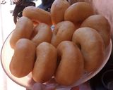 Foto langkah ke 9 dari resep Donat empuk buat bakulan.