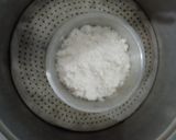 Foto langkah ke 3 dari resep Kue Lumpang Pelangi.