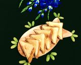 A picture of step 8 of Crispy Potato Sandwich.