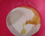A picture of step 2 of Pepperoni Pizza.