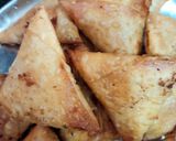 A picture of step 8 of Chicken samosa.