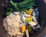 Hình bước làm 3 của món Cơm nếp, bí, khoai