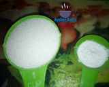 A picture of step 1 of Homemade Icingsugar.