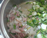 Foto del paso 3 de la receta: Arroz con tocino y espárragos