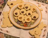 A picture of step 5 of Easter Cookies 🥚🐇.