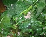 Hình bước làm 2 của món Canh cua mùng tơi
