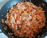 Foto del paso 2 de la receta: Arroz al horno de pasas y garbanzos