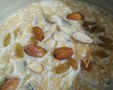A picture of step 6 of Seviya di kheer.