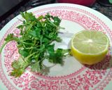 A picture of step 2 of Maharashtrian Paneer Thecha.