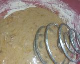 Foto langkah ke 5 dari resep Bolu Pisang Raja Kukus (1 butir telur, no mixer).