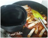 A picture of step 11 of Tteokbokki (Korean Spicy Rice Cake).