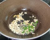 A picture of step 8 of Veg Manchurian with Gravy.