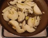 Pirított máj (resztelt máj) recept fázis 2 fotója