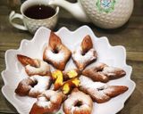 A picture of step 6 of Les Bugnes (French Donuts).