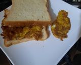 A picture of step 5 of Omelet Sandwich.