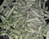 Foto del paso 1 de la receta: Ejotes a la mantequilla con salchichas