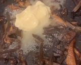 A picture of step 6 of Foraged mushroom omelette 🍄.