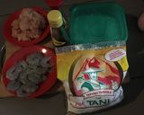 Foto langkah ke 1 dari resep Siomay uyam (udang ayam) 😜.