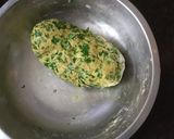 મેથીના થેપલા (Methi Thepla Recipe In Gujarati) રેસીપી સ્ટેપ3ફોટો