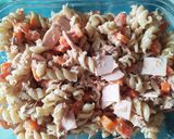 Foto del paso 3 de la receta: Ensalada fría con tornillos y atún
