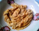 A picture of step 1 of Chilli Pepper Omelette.