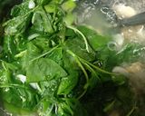 Foto langkah ke 4 dari resep Sayur bening bayam tempe.