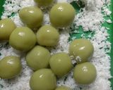 Foto langkah ke 4 dari resep Klepon.