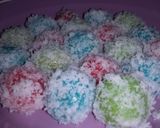 Foto langkah ke 4 dari resep 12. Klepon Warna Warni.