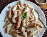 A picture of step 5 of White sauce pasta.