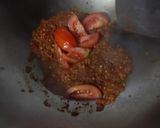 Foto langkah ke 2 dari resep Tongkol Pedas Tomat.