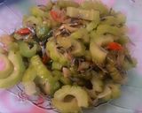 Foto langkah ke 2 dari resep Sayur pare bilis 😄.