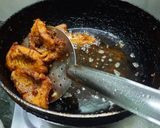 A picture of step 2 of Spicy Mudfish Fillets Fry.