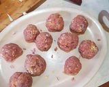 A picture of step 4 of Hearty Meatballs.