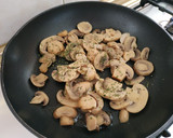 Foto del paso 2 de la receta: Cinta de lomo fresca con champiñón