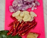 Foto langkah ke 1 dari resep Lodeh Sawi Putih Tempe Terong.
