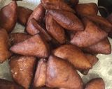 A picture of step 3 of Mandazi.