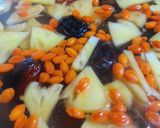 Hình bước làm 2 của món Cocktail thơm chà là
