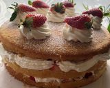 صورة لخطوة 10 من وصفة Strawberry shortcake