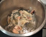 Foto del paso 1 de la receta: Sopa de pollo o menudillos