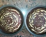 A picture of step 3 of Webbed Marble Cake.