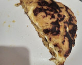 Foto del paso 3 de la receta: Arepa de plátano rellena de quesos