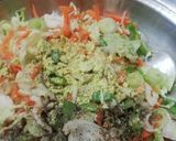 A picture of step 4 of Maggi pakoras.