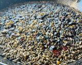 Foto del paso 15 de la receta: Arroz negro 🦑 con mayonesa de ajo🧄!