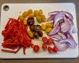 Foto del paso 2 de la receta: Merluza al horno con Papas Rústicas