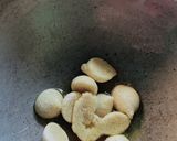 সজনে ডাঁটা পাঁচমিশালি (Sajne Danta Panchmesali Recipe in Bengali) রেসিপির ধাপ 2 ছবি