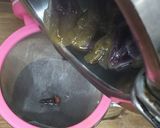 A picture of step 4 of Hibiscus flowers Tea.