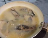 Foto langkah ke 2 dari resep Oseng Ikan Keranjang.