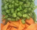 Foto langkah ke 1 dari resep Sup Sayur Tofu Udang.