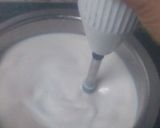 A picture of step 3 of Chikoo millkshake (sapodilla).